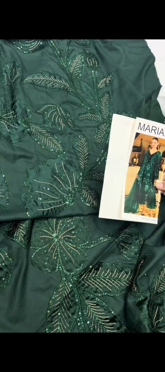💚 Royal Green Embroidered Dhanak Suit – Timeless Winter Luxury