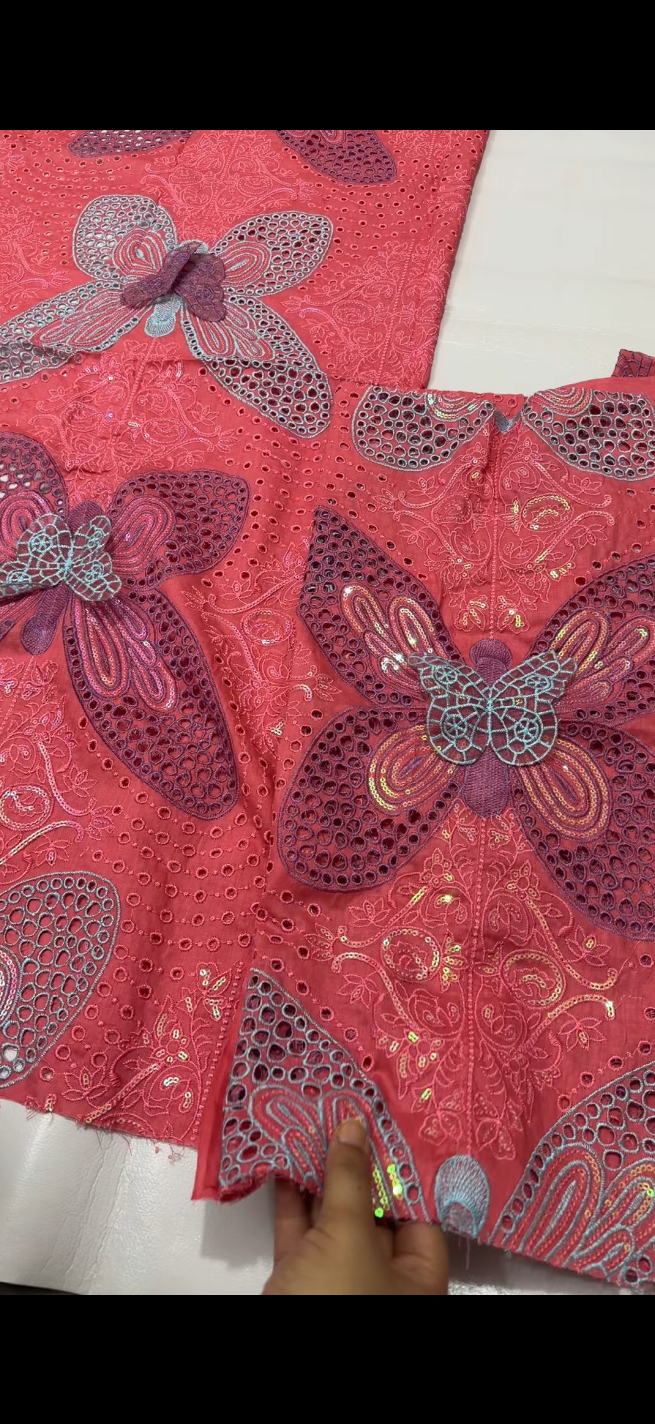 2PC – Big Butterfly Chicken Kari Suit 🦋