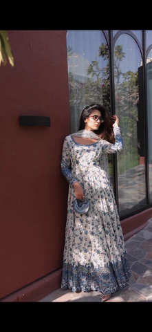Faiza saqlain 2PC Elegant Embroidered Suit