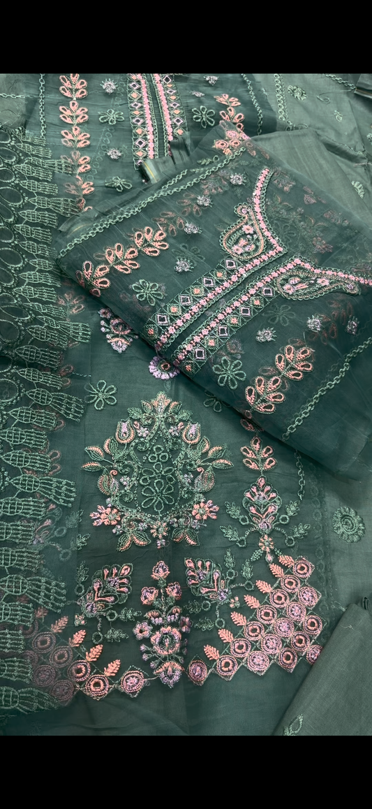 2PC Embroidered Lawn Suit –