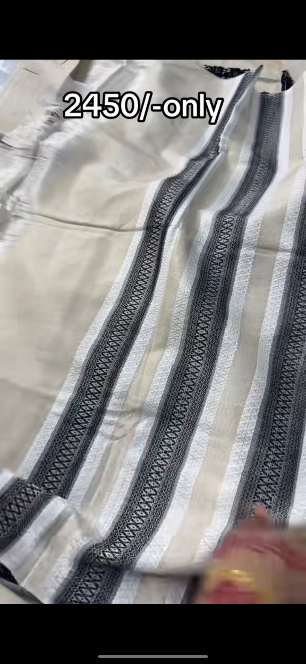 Skin shamry embroidered 3piece