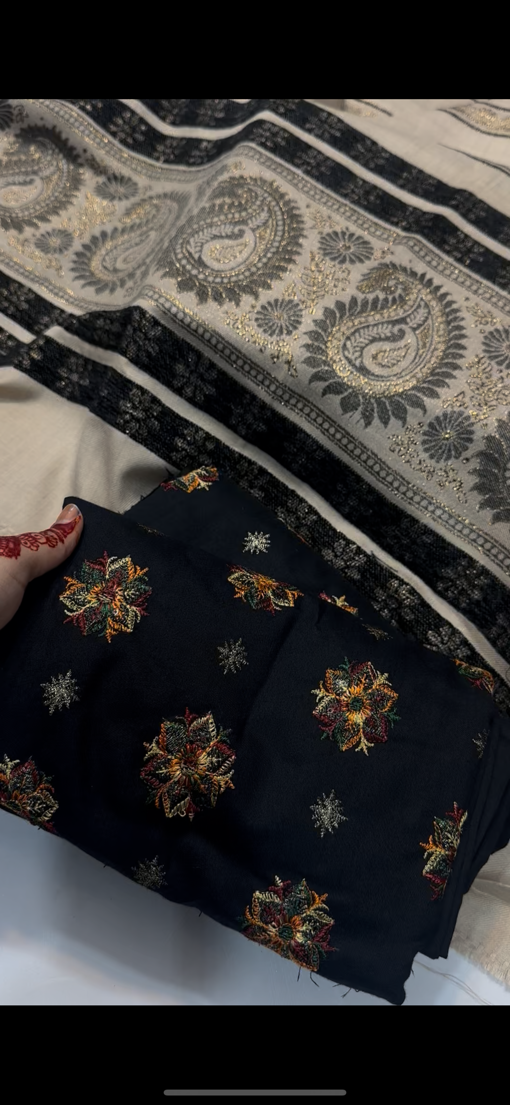 Black Multi dress 3piece Beautfiul