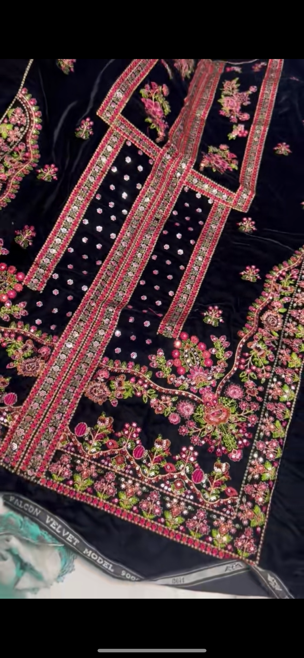 Aneelas velvet 2piece