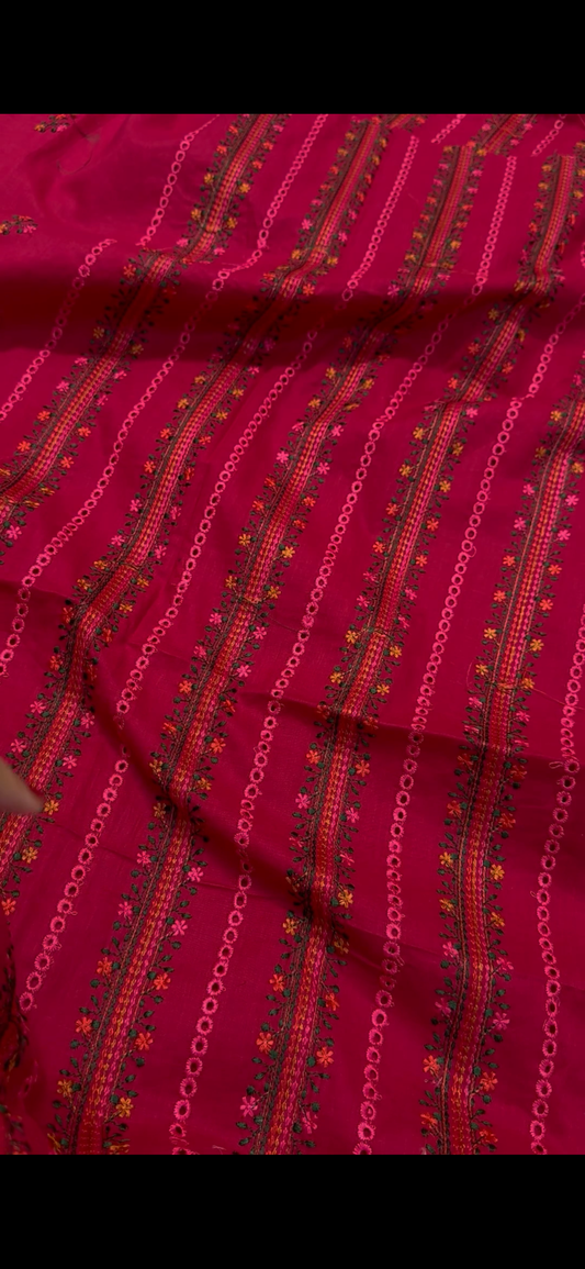 Shocking pink chicken Kari