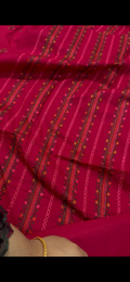 Shocking pink chicken Kari Luxury