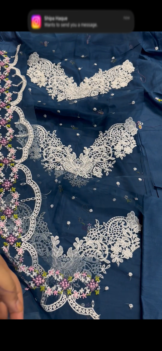 Elegant 2PC Embroidered SuitZink