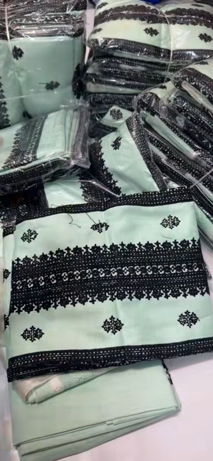 Luxury Khadi Khaddar 3-Piece Embroidered Suit – Front Full Heavy Embroidery with Matching Shawl