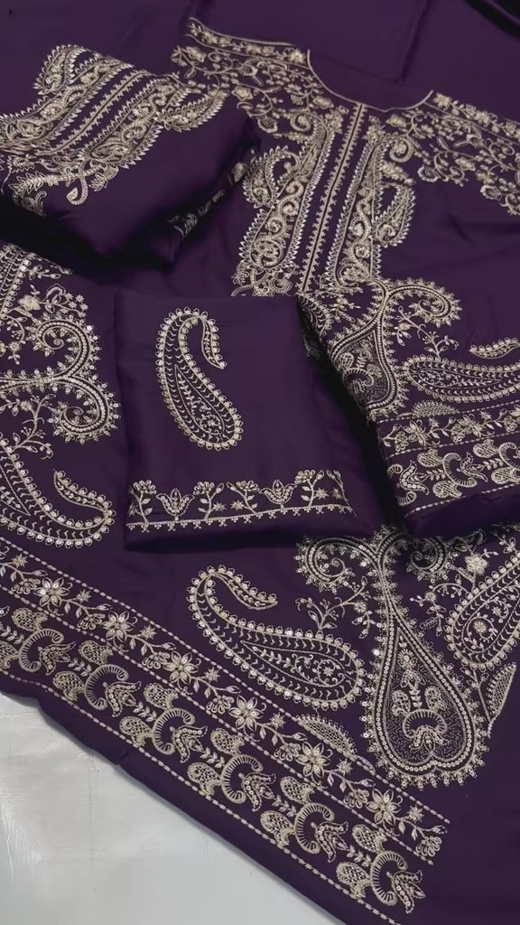 2025 hit design Bareeze