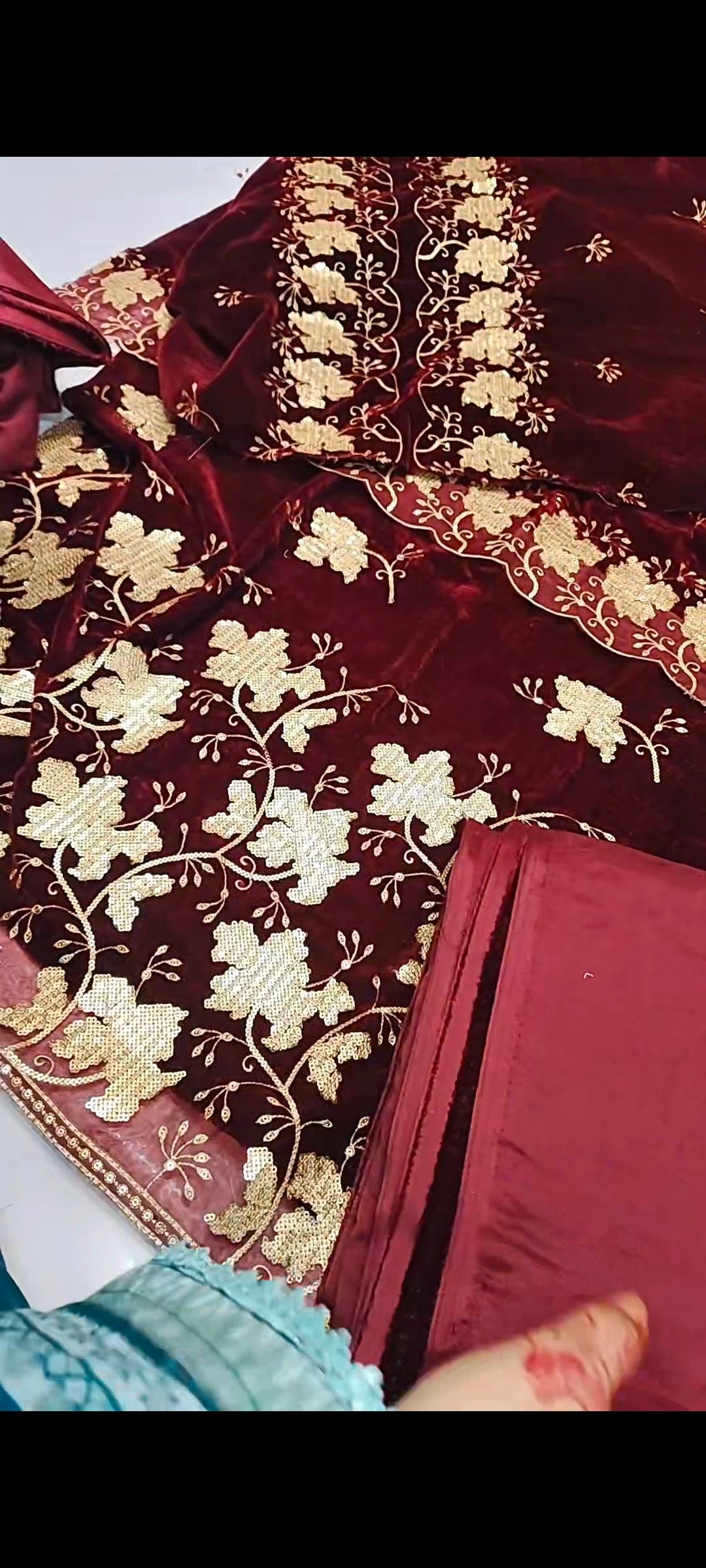 Velvet 3piece heavy embroiderd