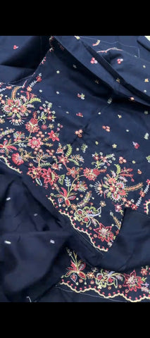 ✨ Elegant Floral Embroidered Winter Suit – Premium Peach Wool Collection