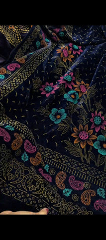 ✨ LUXURIOUS VELVET PRINTED SHAWL – ELEGANCE IN EVERY DETAIL
