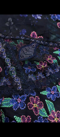 🌸✨ Floral Elegance – Premium 3PC Khaddar Winter Suit