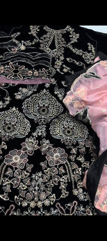 🖤✨ Midnight Elegance – Luxury Velvet Embroidered 3-Piece Suit