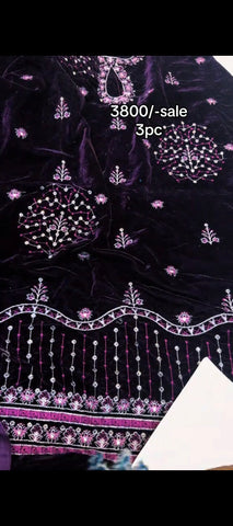 💜 Royal Purple Velvet Suit – A Touch of Winter Luxury