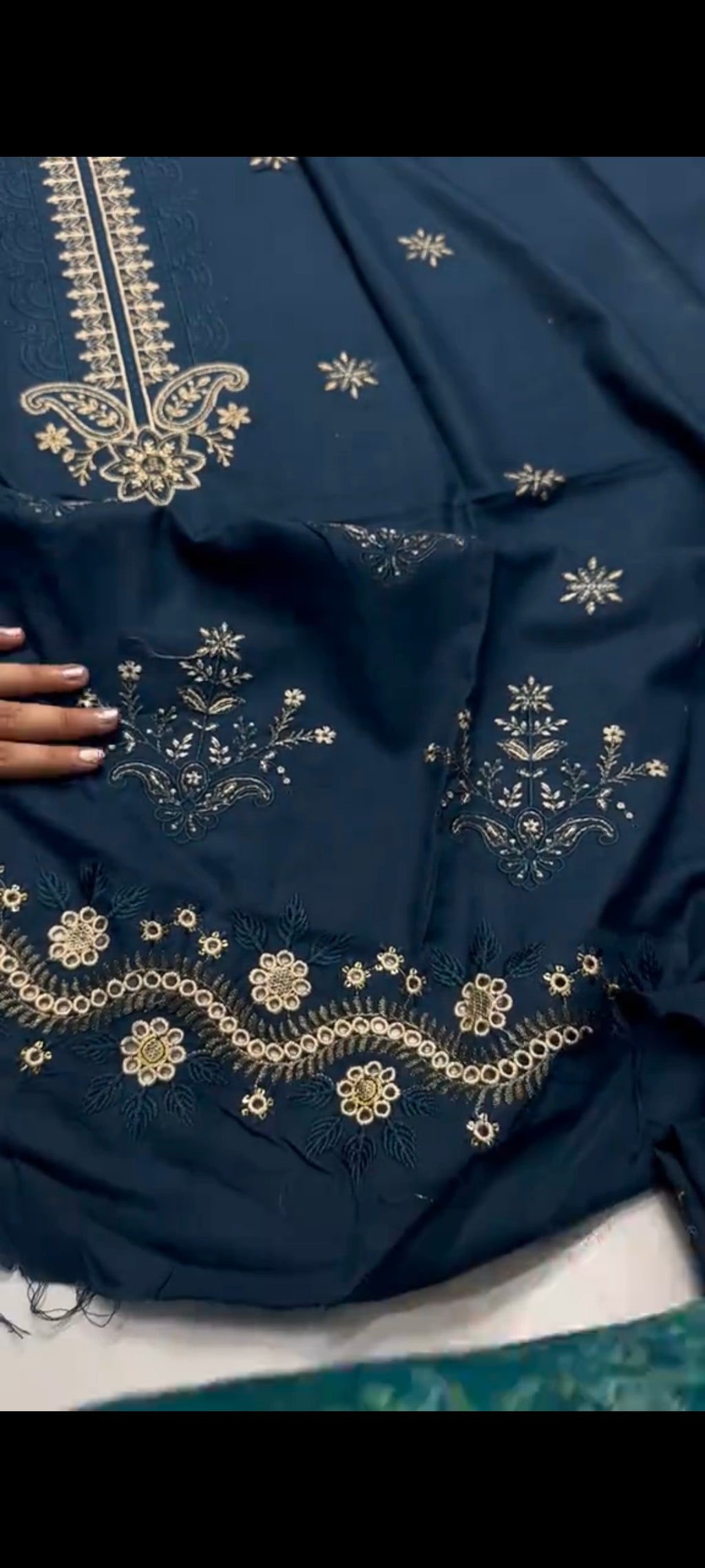 Asim jofa shawl ready Luxury