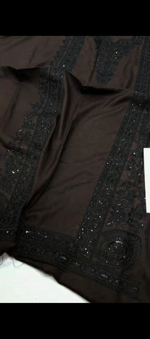 ✨ Elegant Embroidered 2pc Dhanak Suit – A Touch of Royal Grace ✨
