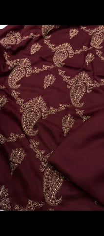 ✨ Royal Maroon Elegance – Embroidered 3-Piece Suit with Bedazzled Shawl