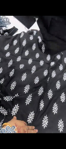 🖤 3PC Winter Embroidered Suit with polka dot shawl