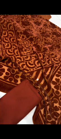 ✨ Winter Elegance – Wool Stuff Suit with Palachi Shawl