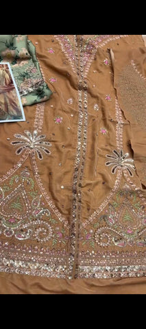 ✨ Luxury Micro Velvet Suit – Camel & Pistachio Elegance 🤎💚