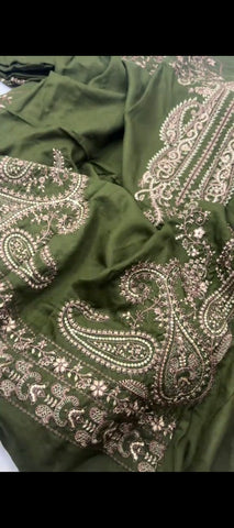 ✨ Olive – 3 Piece Winter Embroidered Suit With Velvet Shawl.