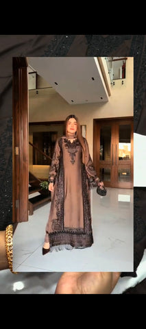 ✨ Elegant Embroidered 2pc Dhanak Suit – A Touch of Royal Grace ✨