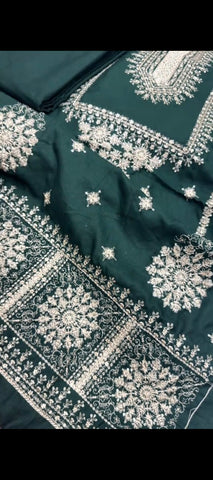 ✨ Emerald Elegance – 3PC Dhanak Wool Suit with Premium Embroidered Shawl 💚