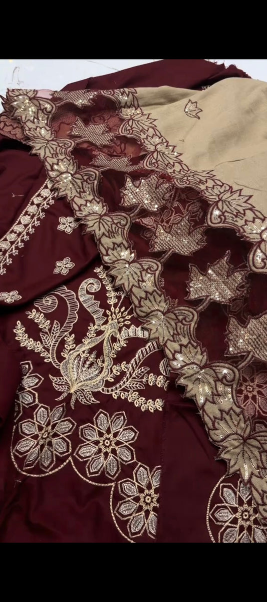 🍷 Luxury Maroon Khaddar 3-Piece Suit with Elegant Embroidery