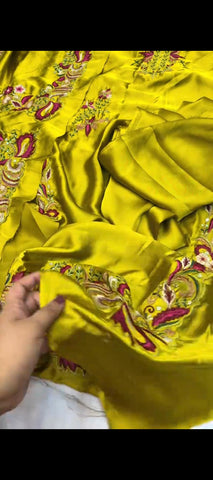 ✨ Golden Glow – 2 Piece Silk Suit 💛