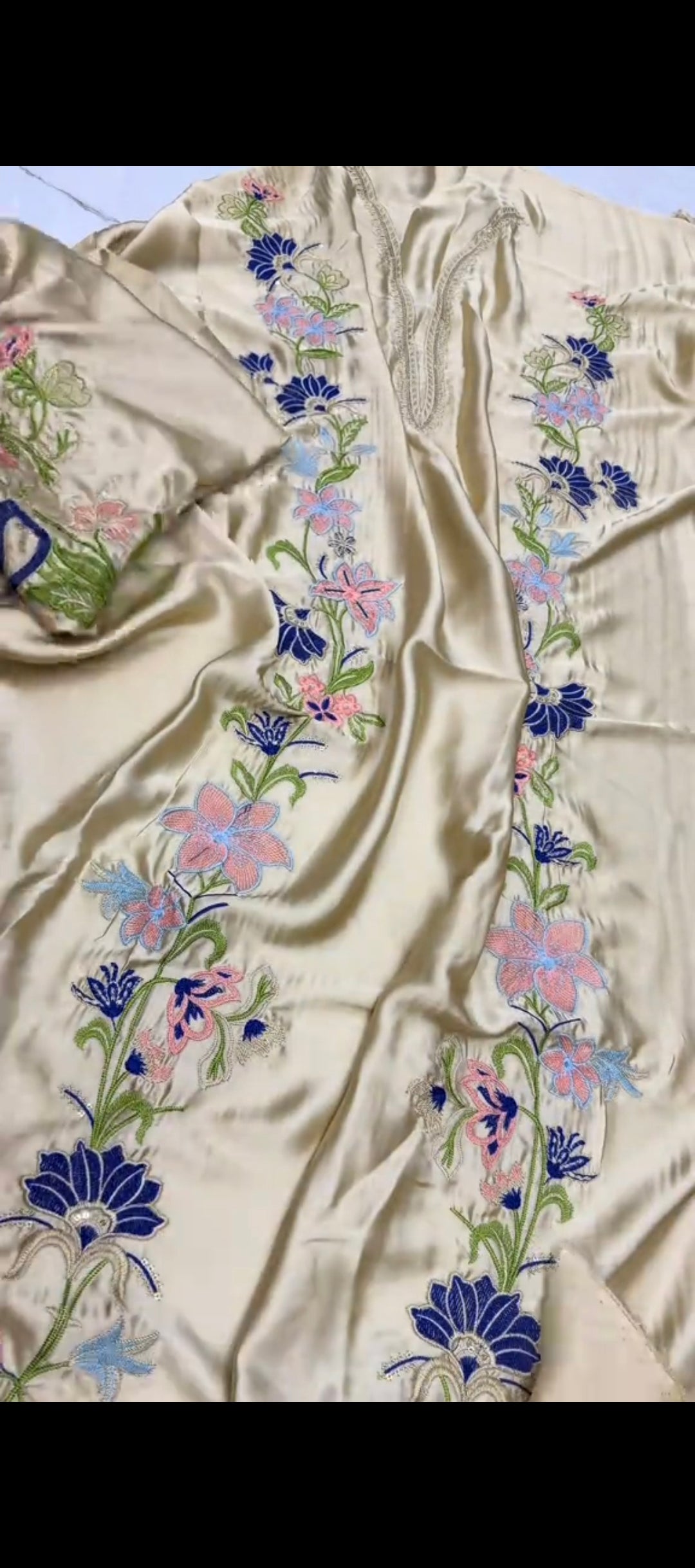 ✨ Grace in Every Stitch – 2 Piece Silk Embroidered Suit ✨