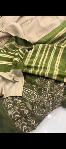 ✨ Olive – 3 Piece Winter Embroidered Suit With Velvet Shawl.