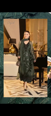 💚 Royal Green Embroidered Dhanak Suit – Timeless Winter Luxury