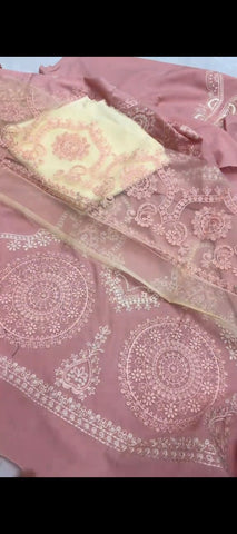 🌸 3PC DHANAK FABRIC EMBROIDERED SUIT — Rs. 3050 🌸