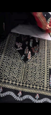 ✨ Midnight Black Elegance – Premium Embroidered 3PC Khaddar Suit