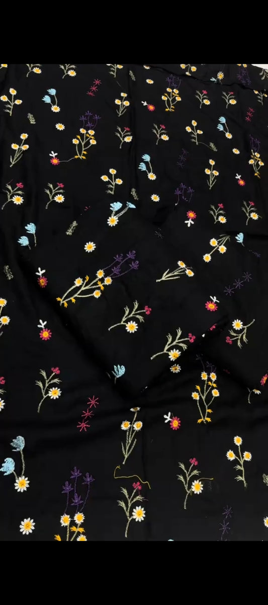 🌸 3 Piece Peach Wool Multi Embroidered Suit